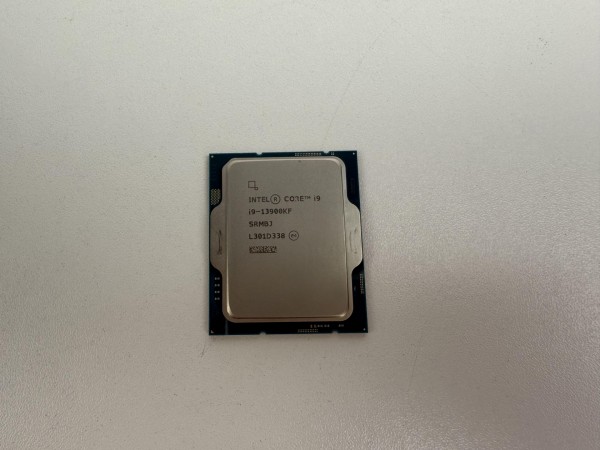 Intel Core i9 13900KF 24mag 32szál processzor garanciával hibátlan működéssel - használt