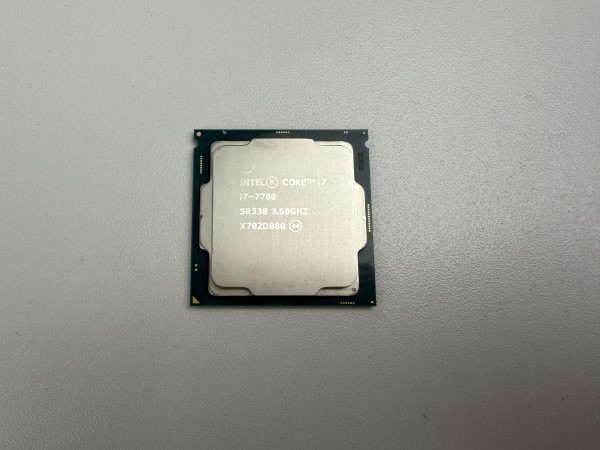 Intel Core i7 7700 4mag 8szál processzor garanciával hibátlan működéssel - használt