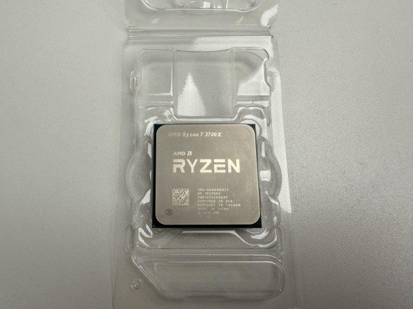 AMD Ryzen 7 3700X 8mag 16szál processzor garanciával hibátlan működéssel - használt