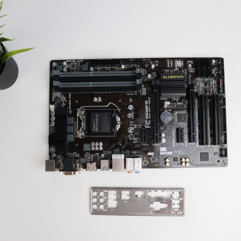 GIGABYTE GA-H97-HD3 alaplap garanciával hibátlan működéssel - használt