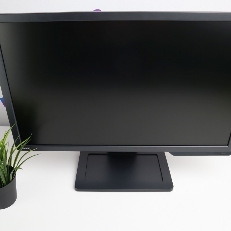 BenQ ZOWIE XL2411P 144HZ monitor garanciával hibátlan működéssel - használt