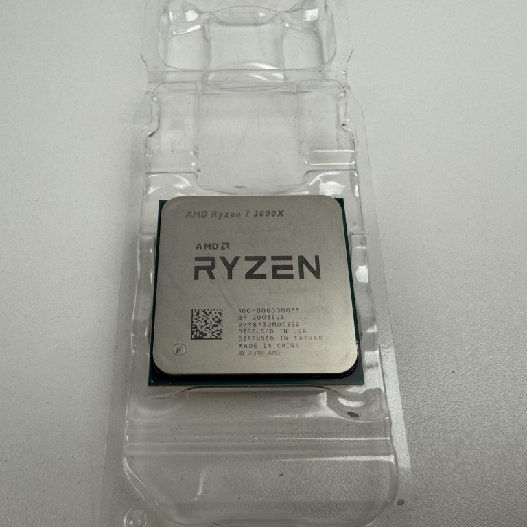 AMD Ryzen 7 3800X 8mag 16szál processzor garanciával hibátlan működéssel - használt