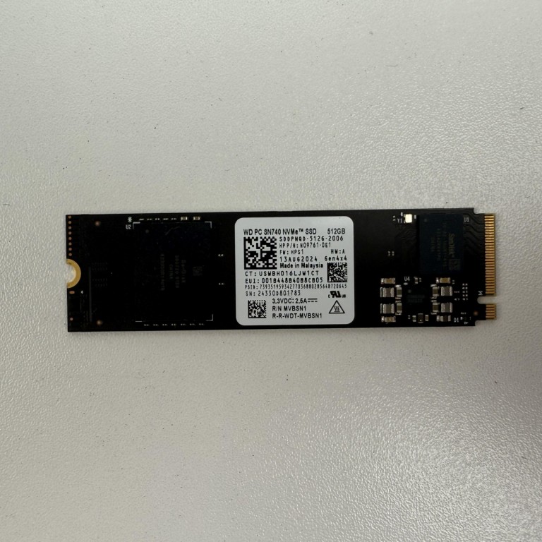 512GB Western Digital SN740 NVMe SSD meghajtó garanciával hibátlan működéssel - használt