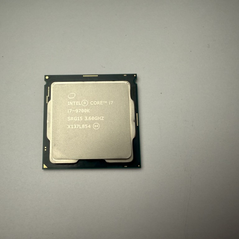 Intel Core i7 9700K 8 mag 8 szál processzor garanciával hibátlan működéssel - használt