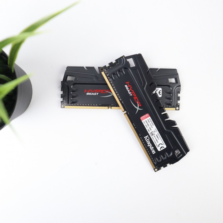 8GB Kingston Beast 1600MHz DDR3 memória garanciával hibátlan működéssel - használt