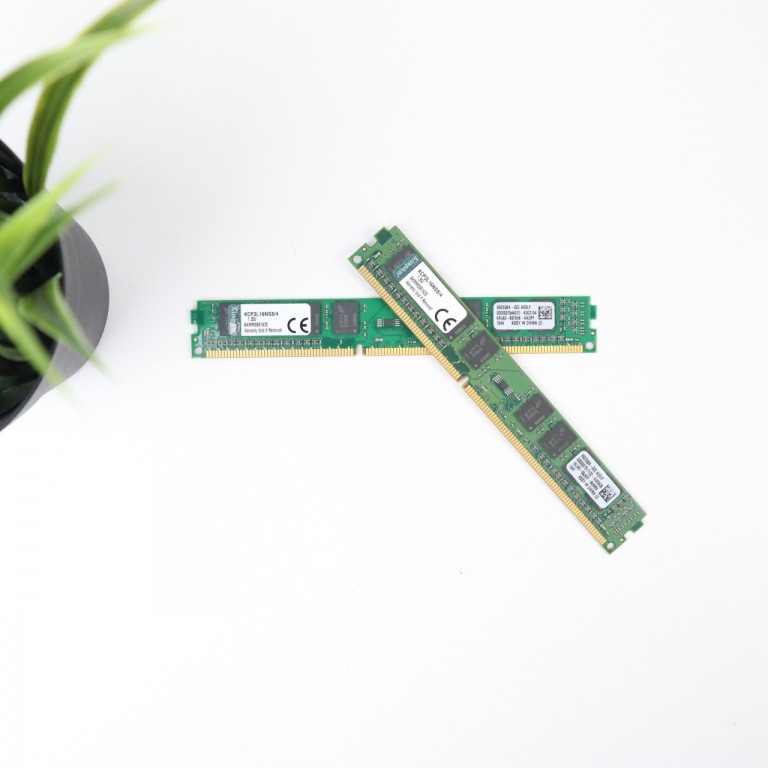 8GB (2x4) Kingston lowprofile 1600MHz DDR3 memória garanciával hibátlan működéssel - használt