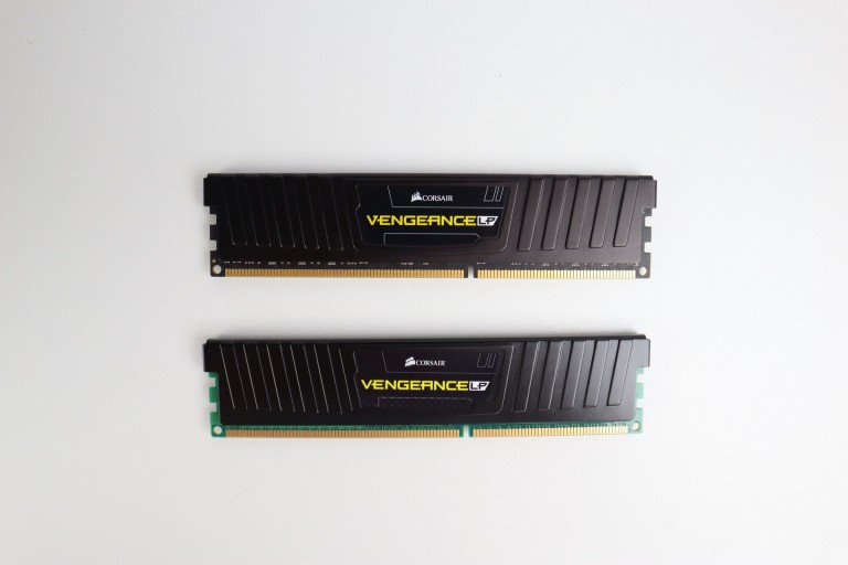 8GB Corsair Vengeance 1600MHZ DDR3 memória garanciával hibátlan működéssel - használt