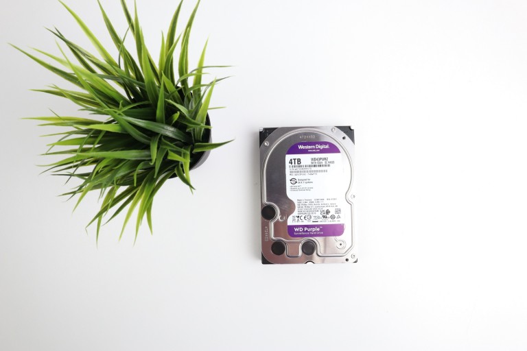 Western Digital WD Purple 4TB 3.5” SATA HDD meghajtó garanciával hibátlan működéssel - használt