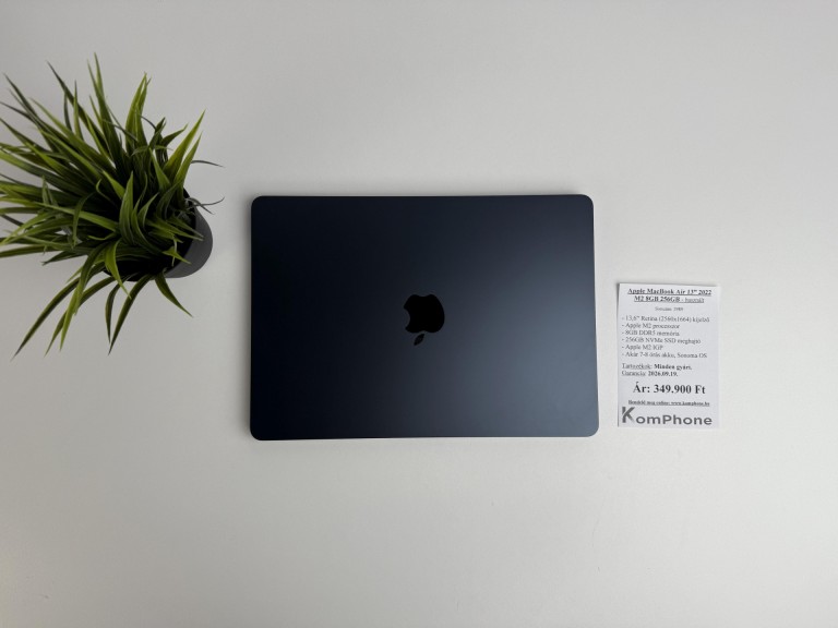 Apple MacBook Air 13” 2022 M2 8GB RAM 256GB SSD garanciával hibátlan működéssel - használt