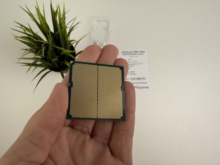 AMD Ryzen 9 7900X 12mag 24szál processzor garanciával hibátlan működéssel - használt