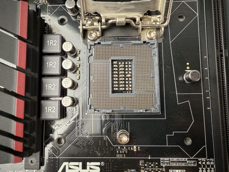 ASUS Z97-PRO GAMER Z97 chipset alaplap garanciával hibátlan működéssel - használt