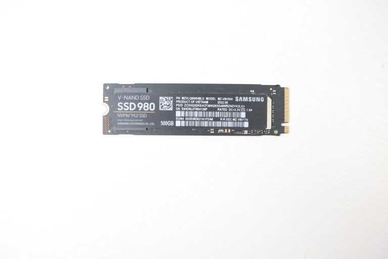 500GB Samsung  980 NVMe SSD meghajtó garanciával hibátlan működéssel - használt