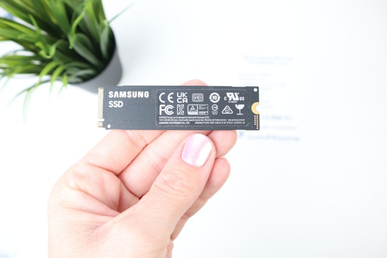 500GB Samsung  980 NVMe SSD meghajtó garanciával hibátlan működéssel - használt