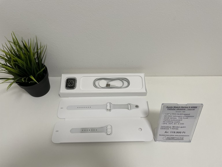 Apple Watch Series 6 40MM Cellular fehér okosóra, dobozos, megkímélt állapotban - használt